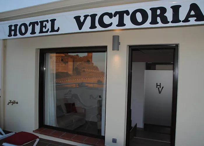 维多利亚酒店 酒店 *